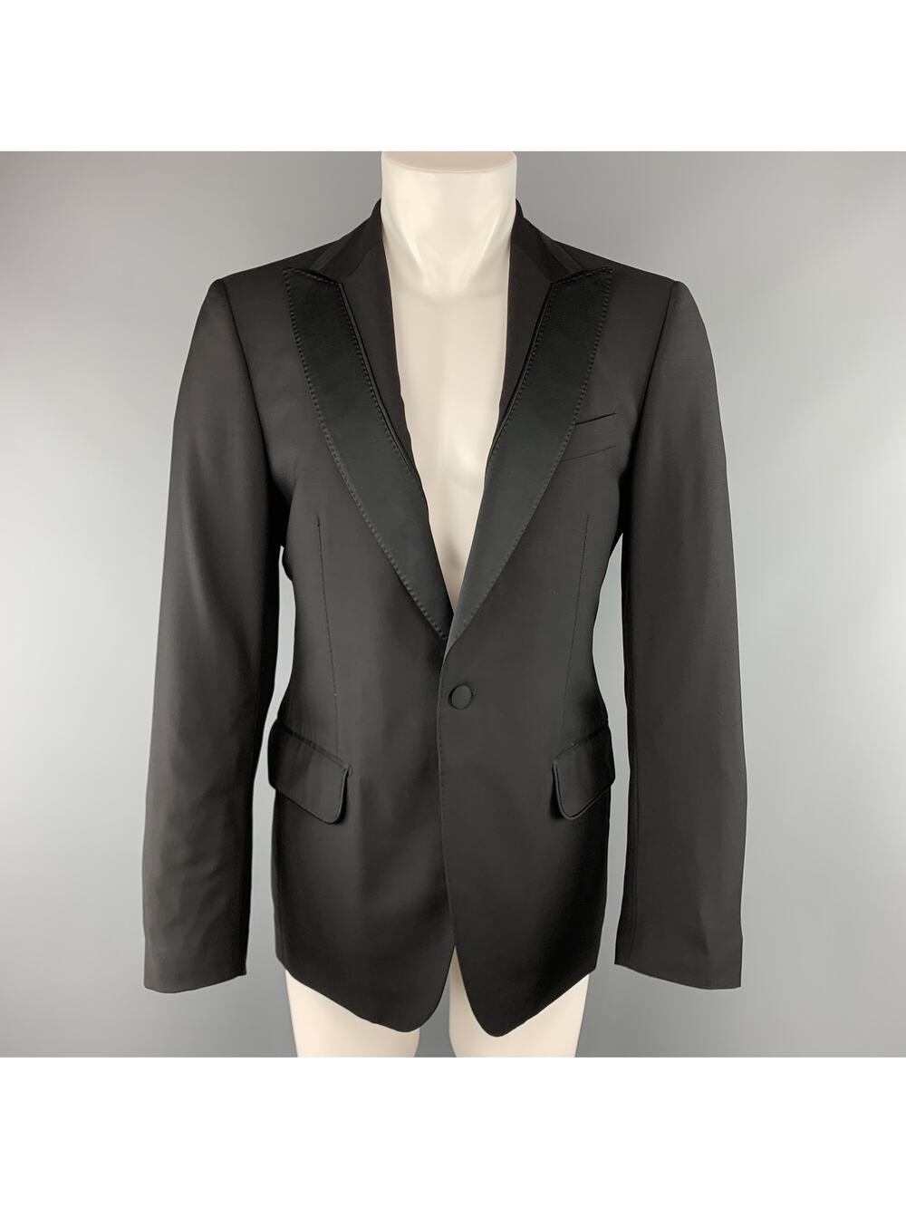 SALVATORE FERRAGAMO Size 40 Black Wool Satin Panel Peak Lapel Sport Coat